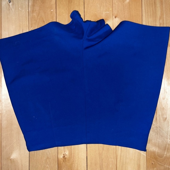 Zara highway short no tags, but never worn - Picture 3 of 3